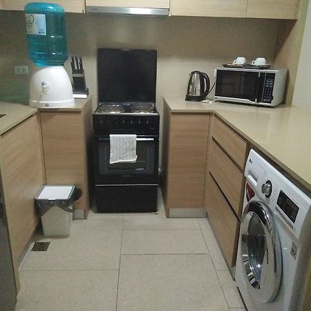 Shang Luxury Suites Mandaluyong Luaran gambar