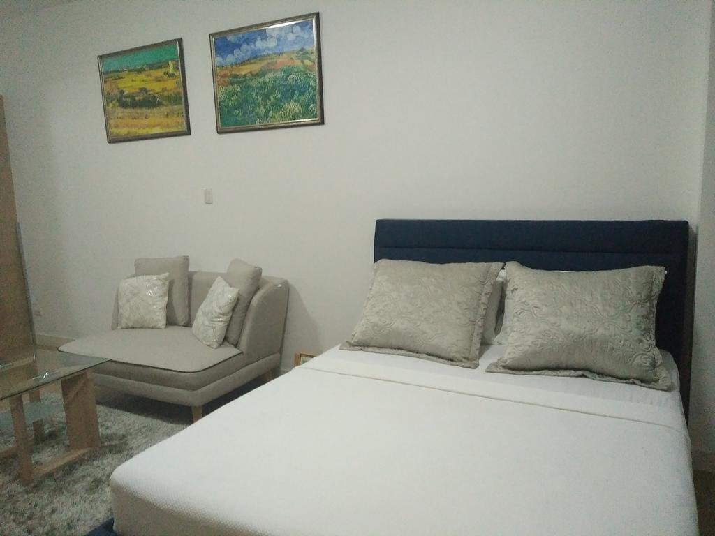 Shang Luxury Suites Mandaluyong Luaran gambar