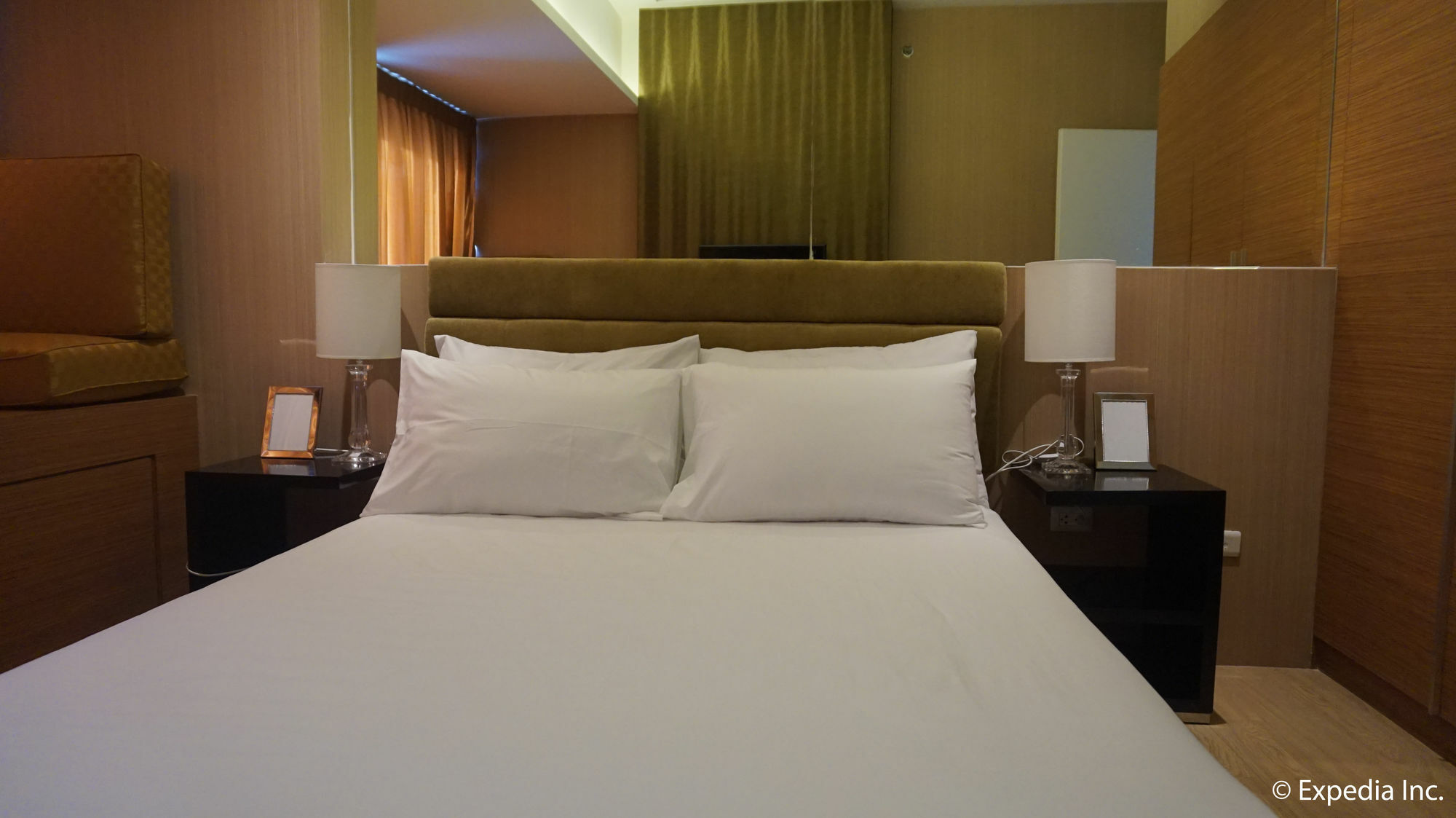 Shang Luxury Suites Mandaluyong Luaran gambar