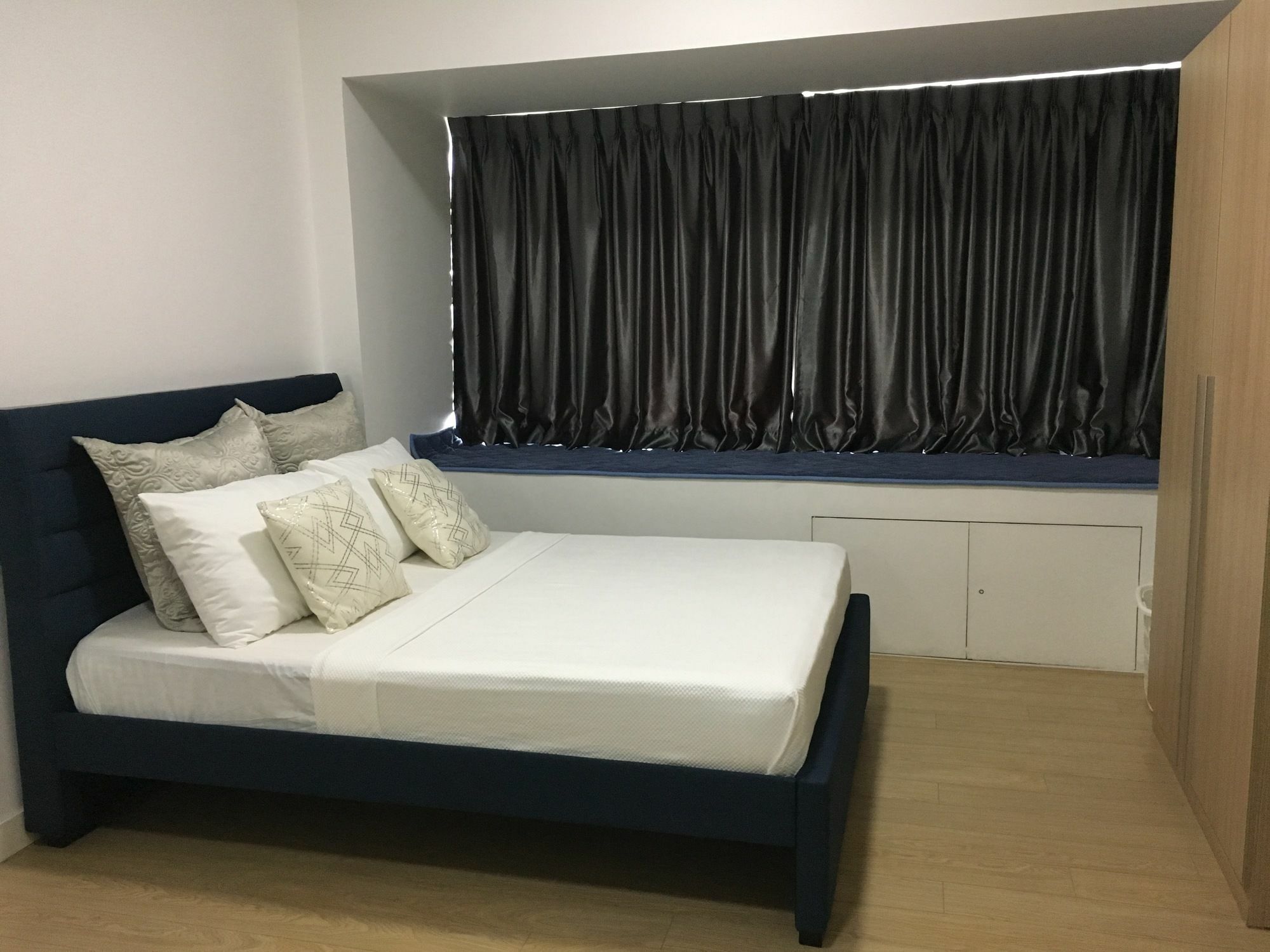 Shang Luxury Suites Mandaluyong Luaran gambar