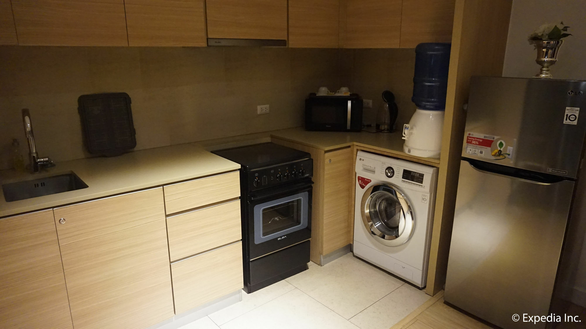 Shang Luxury Suites Mandaluyong Luaran gambar