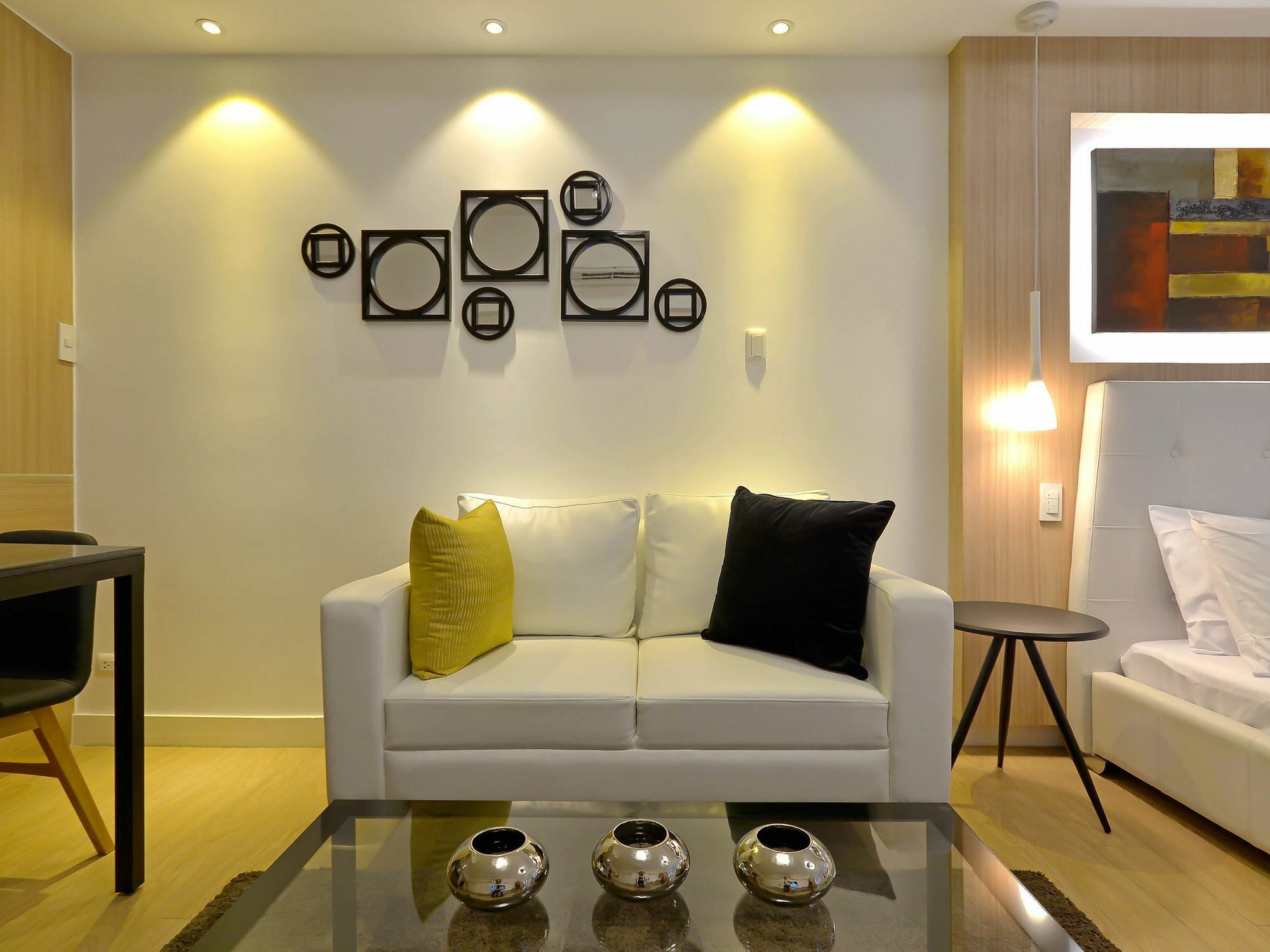 Shang Luxury Suites Mandaluyong Luaran gambar
