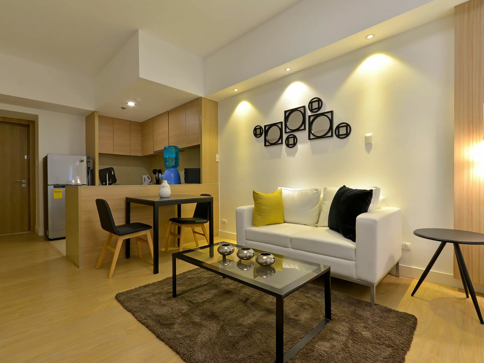 Shang Luxury Suites Mandaluyong Luaran gambar